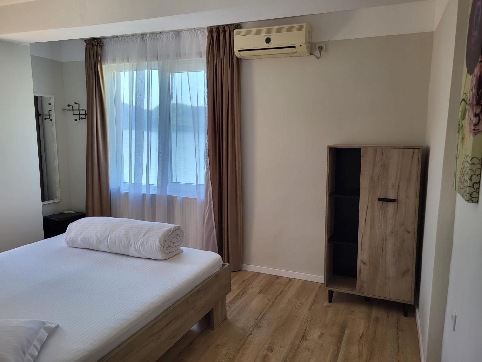 Casa Ana Serena Ieşelniţa Eksteriør billede